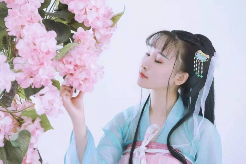 古风汉服小姐姐